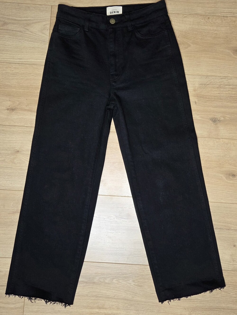 Sézane Black High Rise Cropped Straight Leg Raw Hem Jeans US 2